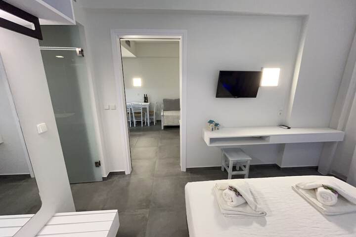 Room 40 of 172