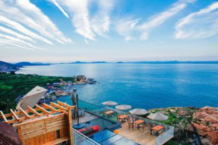Qingdao Lohas Home Hotel