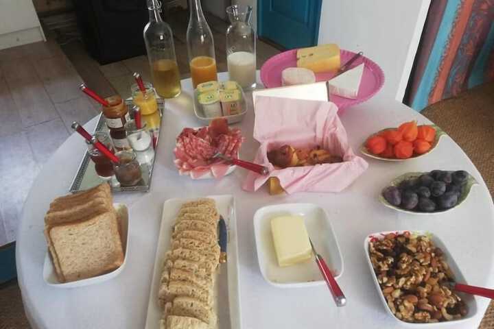 Dining 62 of 76