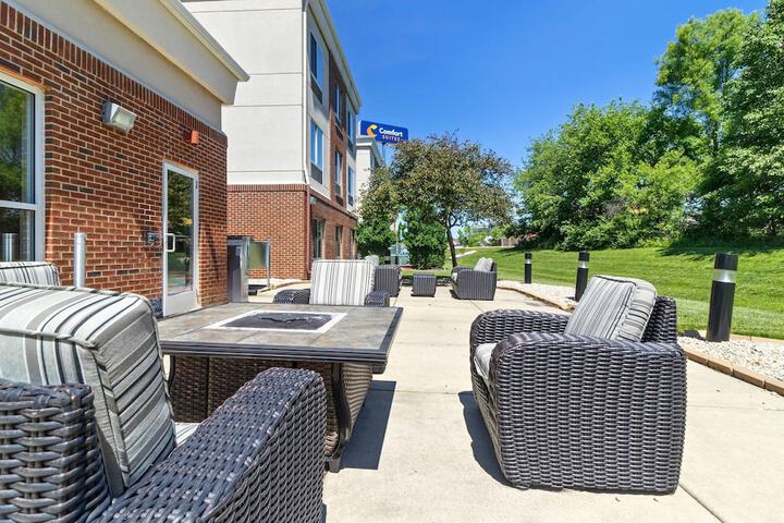 Hotel Interior 4 of 53