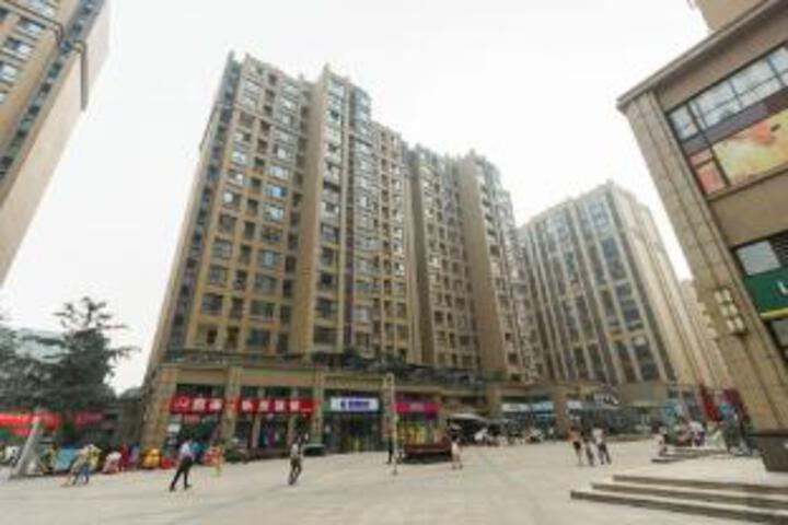 Qingyi Apartment Hotel