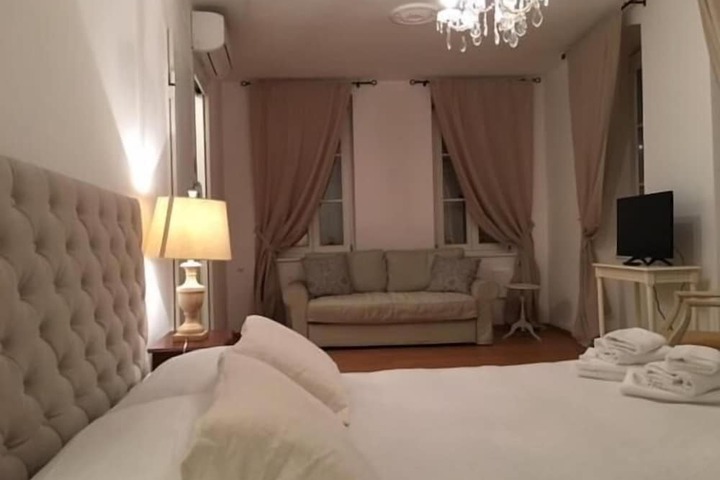 Room 11 of 57