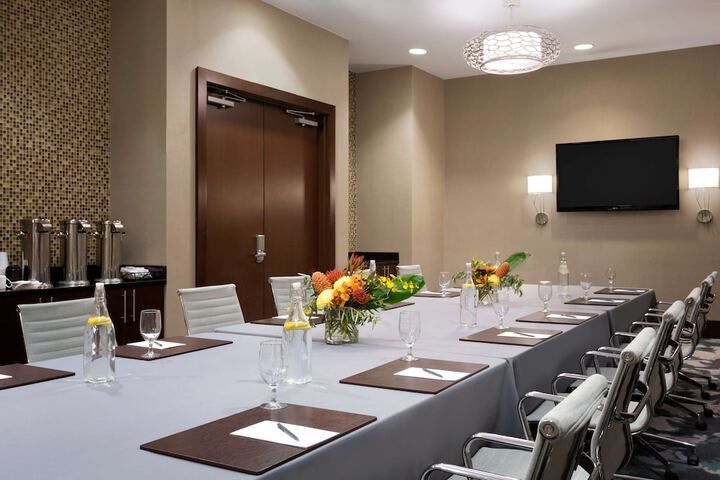 Meeting facility