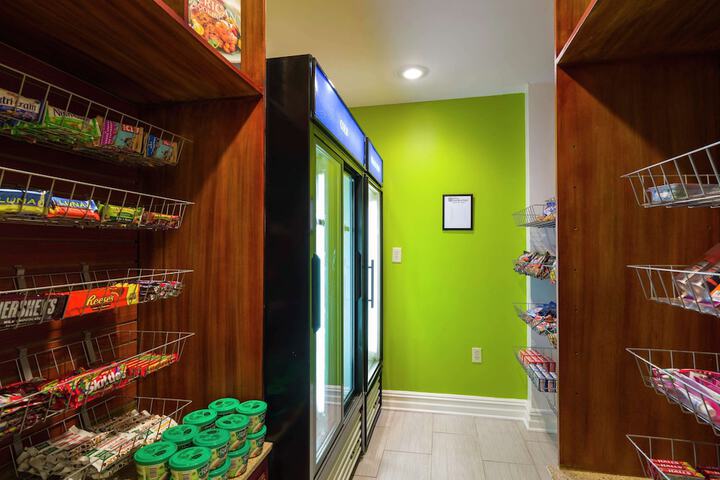 Snack bar