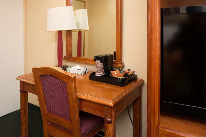 Room 11 of 50