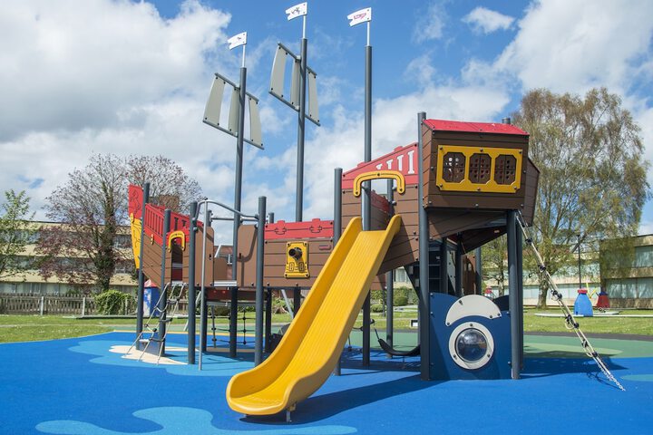 Children's play area - outdoor