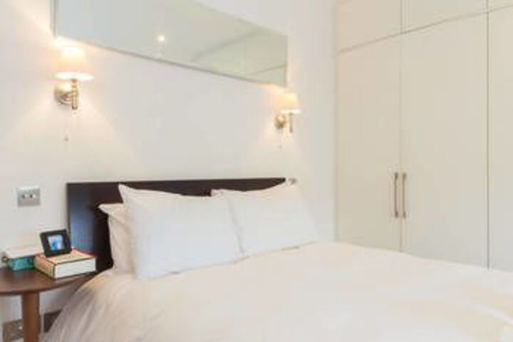 Room 3 of 23