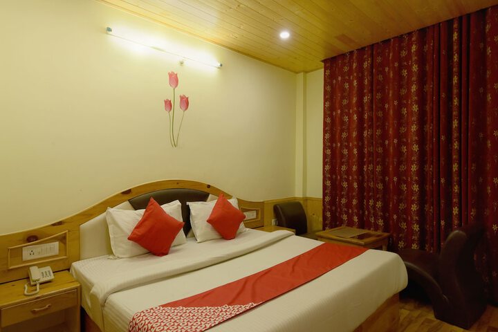 Room 10 of 20