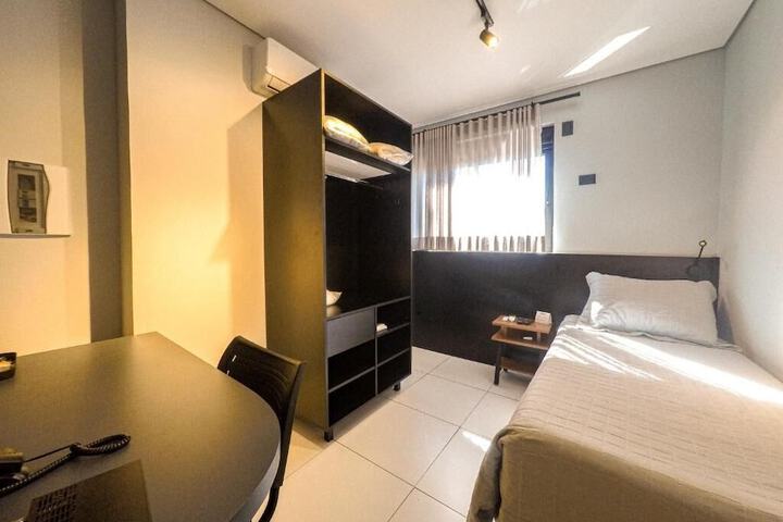 Room 18 of 33