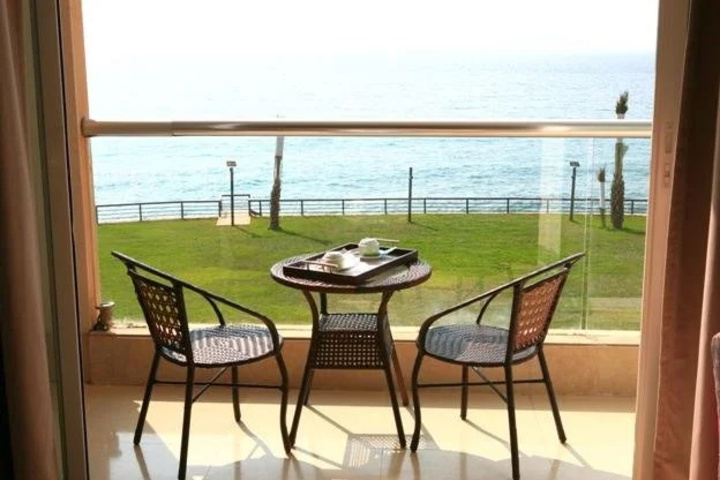 Terrace/Patio 6 of 10