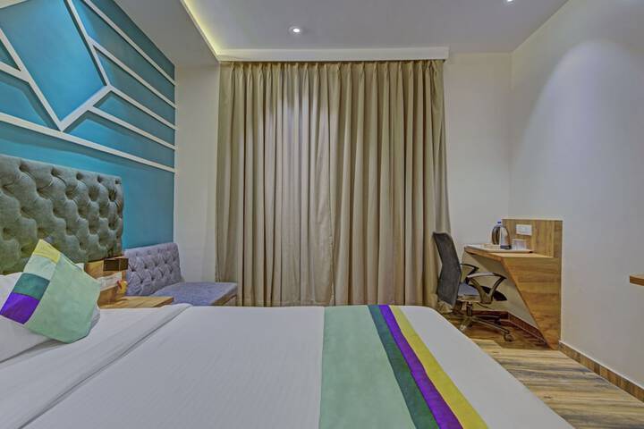 Room 8 of 21