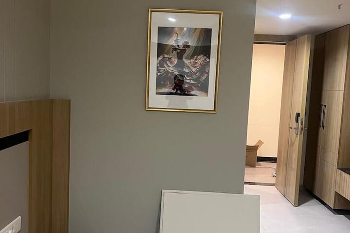 Room 19 of 35