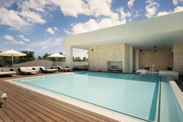 Pool 53 of 91