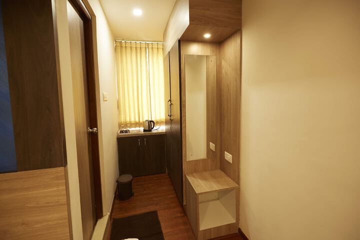Room 19 of 39