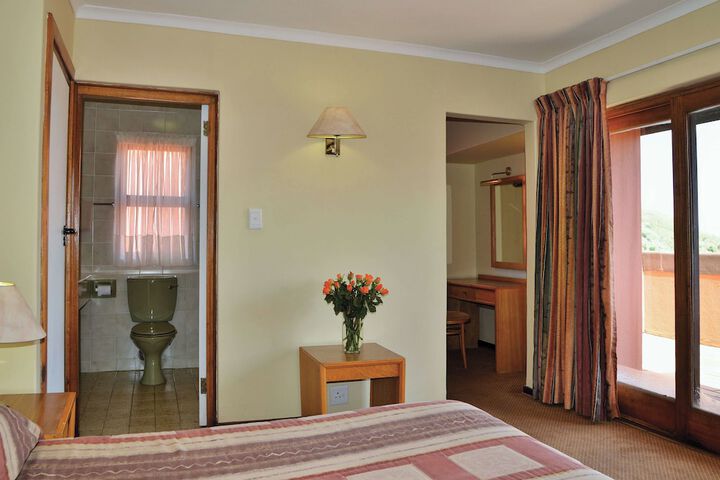 Room 10 of 258