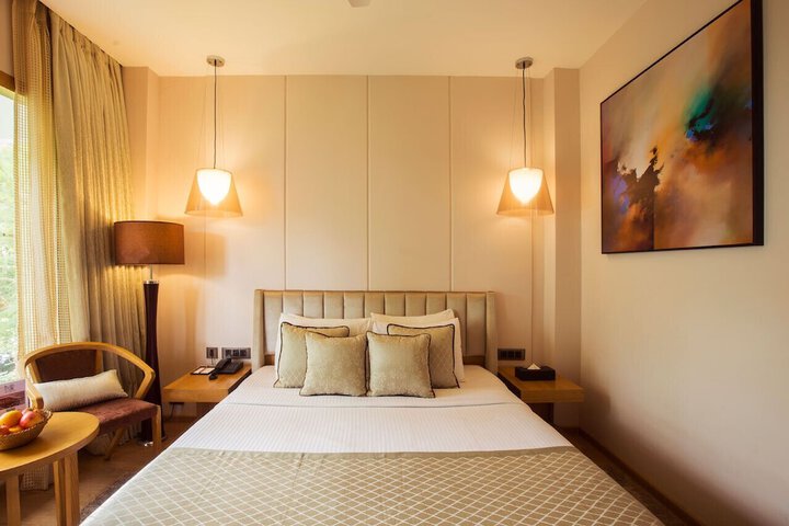 Room 16 of 53