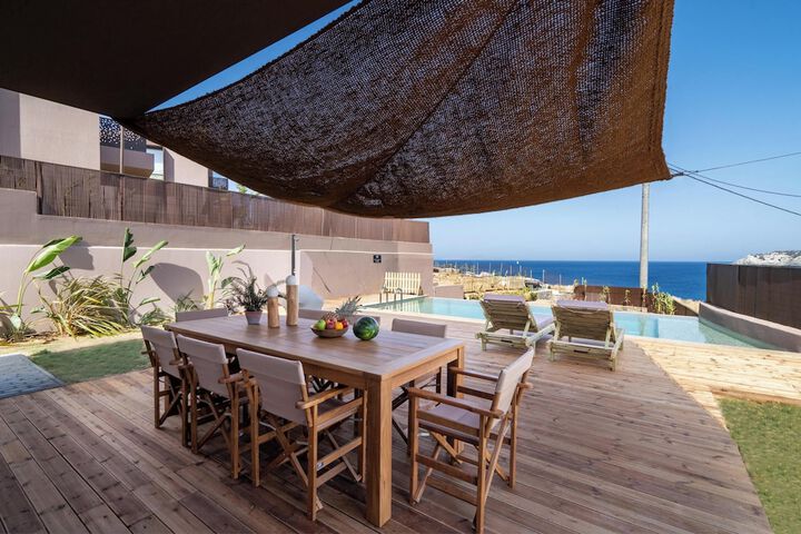 Terrace/Patio 23 of 60