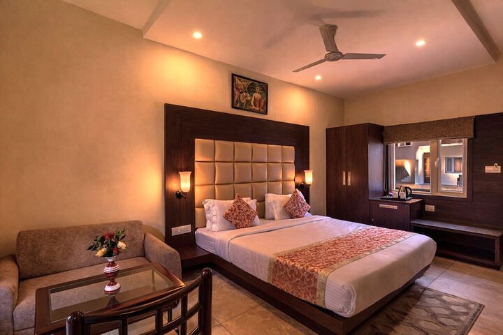 Room 14 of 51