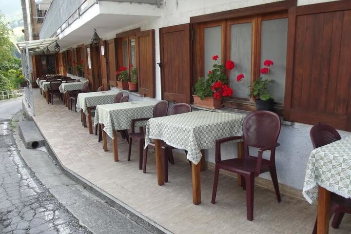 Hotel 2 of 7