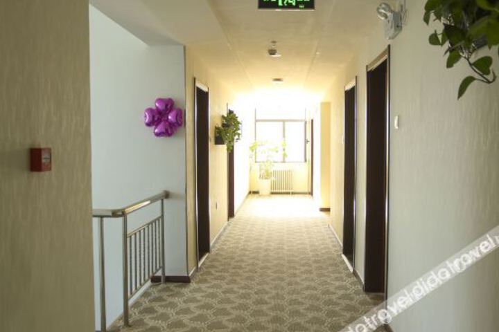 Hotel Interior 9 of 21