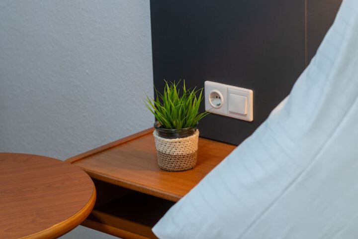 Room 7 of 15