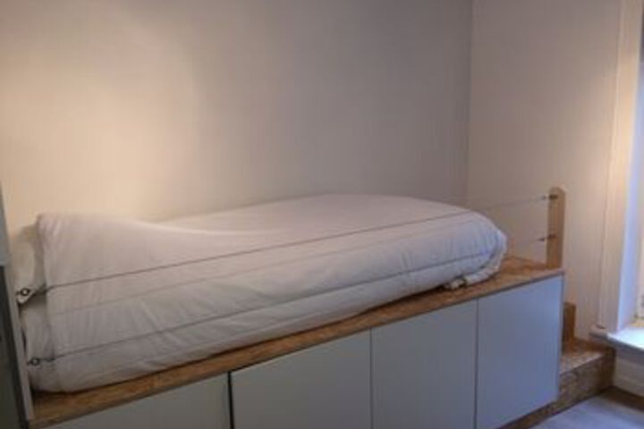 Room 52 of 112