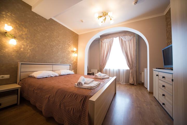 Room 15 of 60