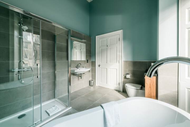 Bath Interior