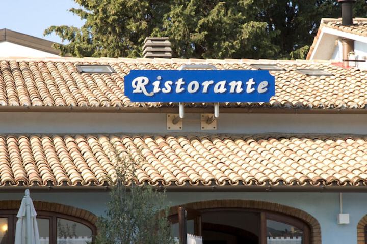 Dining Photos