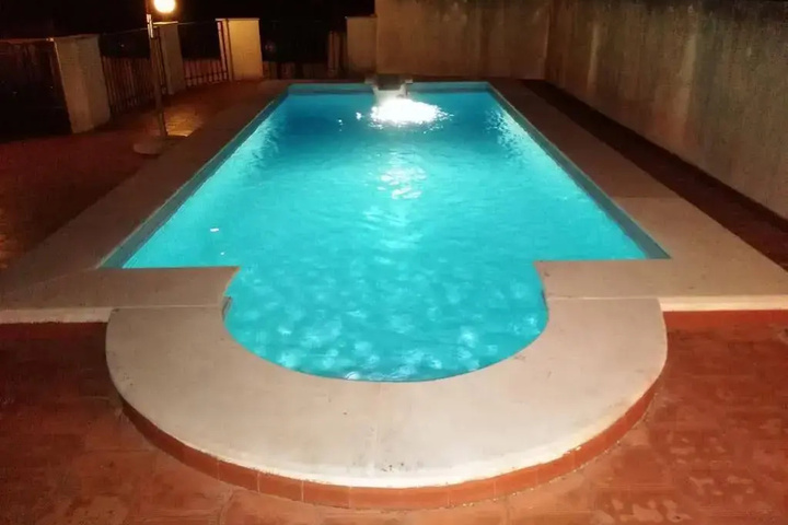 Pool 22 of 30