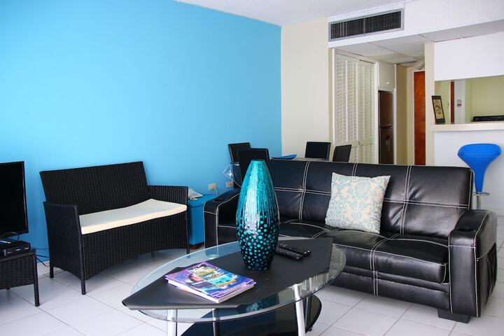 Room 13 of 28
