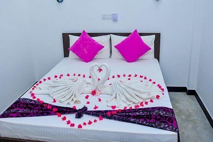 Room 4 of 39