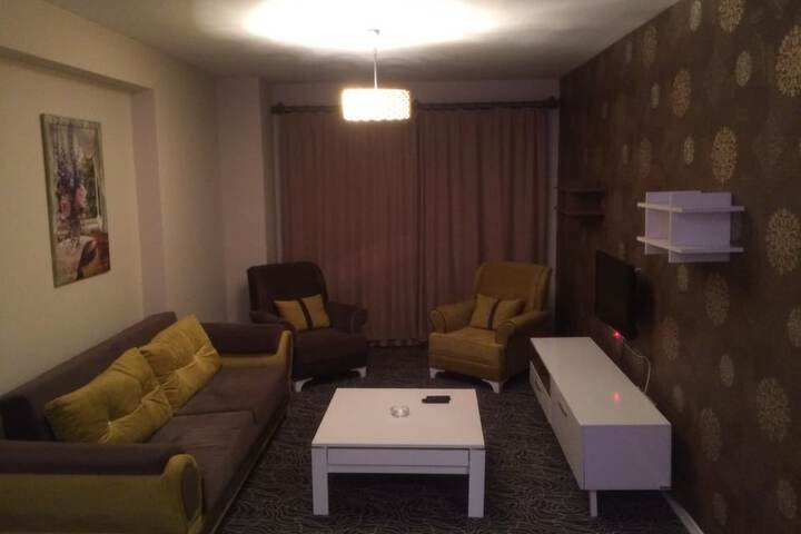 Room 3 of 27