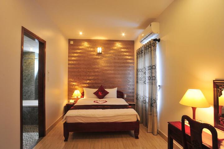 Room 27 of 51