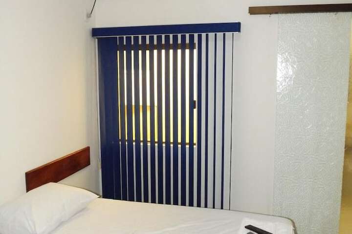 Room 16 of 35
