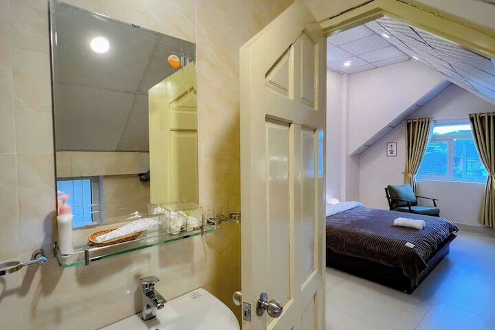 Room 84 of 101