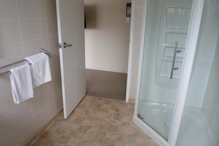 Room 26 of 47