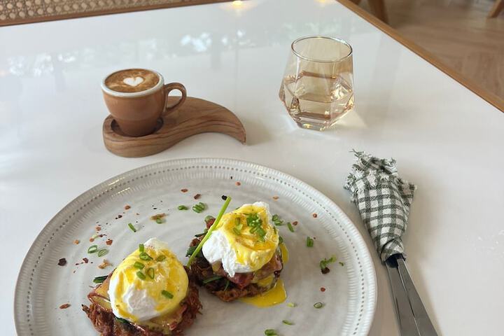 Breakfast/Coffee Service 8 of 9