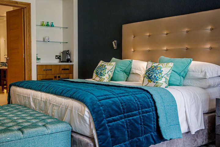 Room 46 of 191
