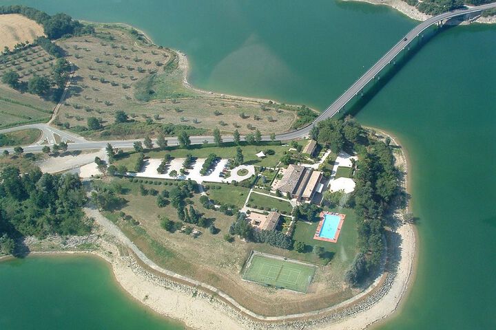 Photo 13