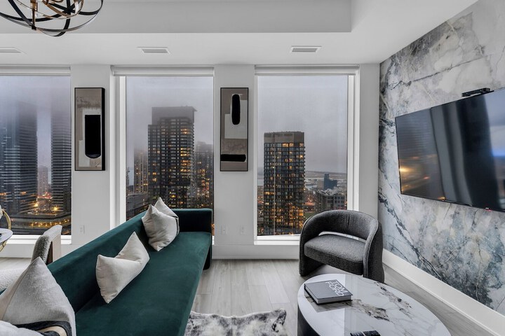 Room 51 of 85