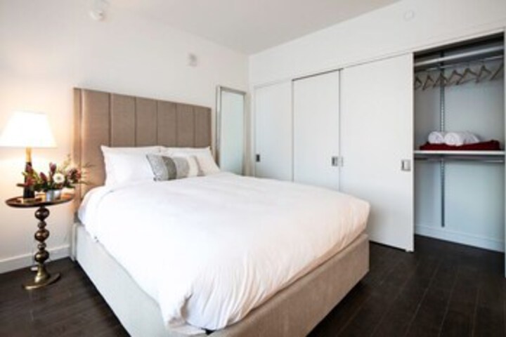 Room 51 of 57