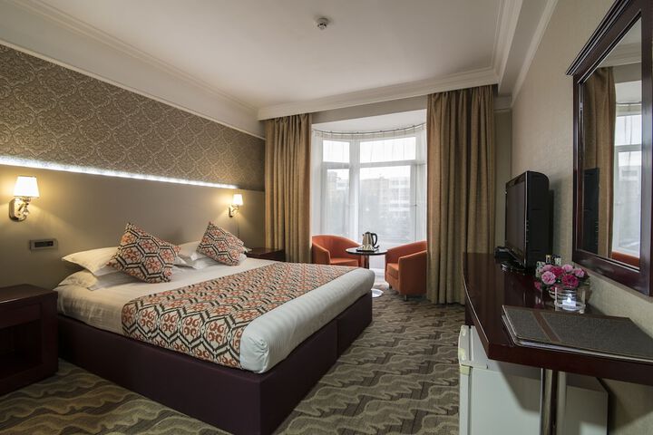 Room 14 of 62