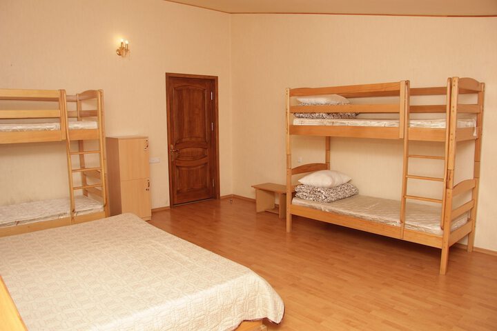 Room 12 of 36