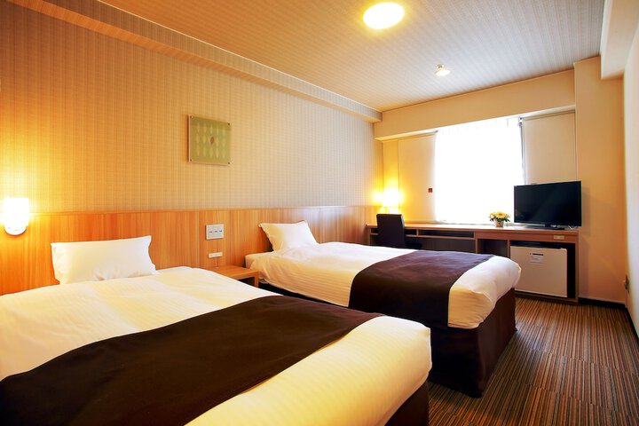 Room 3 of 31
