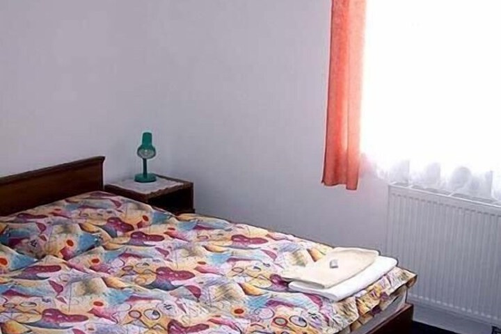 Room 19 of 45