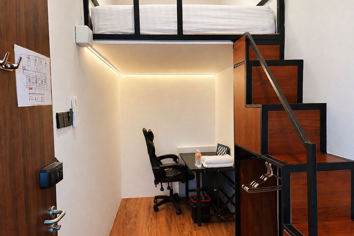 Room 34 of 121