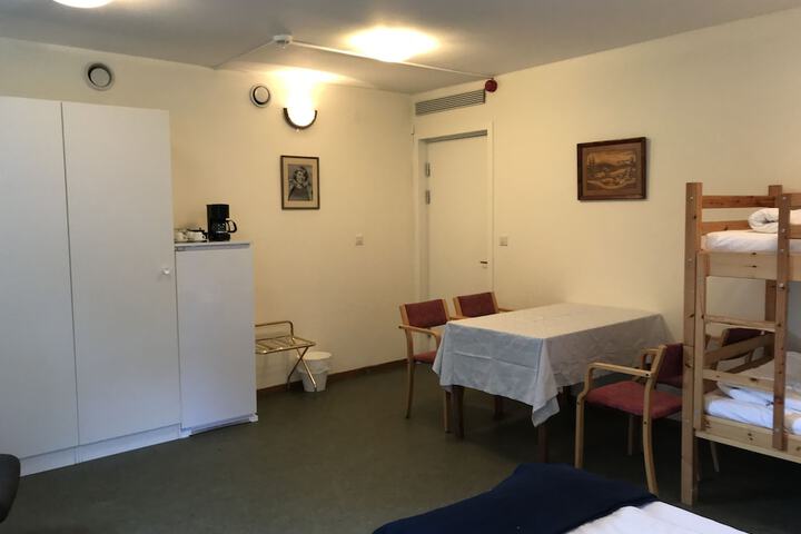 Room 14 of 84