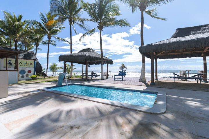 Hotel with Pool