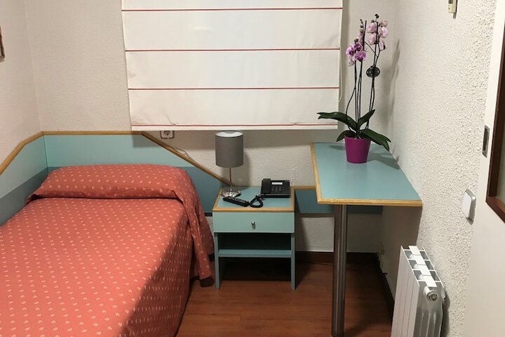 Room 22 of 54